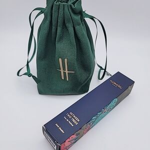 Floraiku Between Two Trees